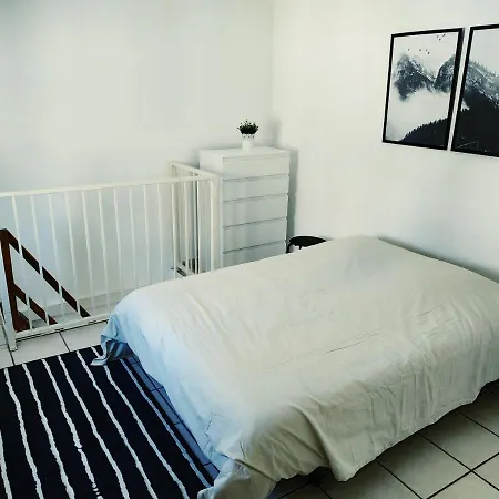 Apartament T2 Duplex Lumineux Secteur Mairie *